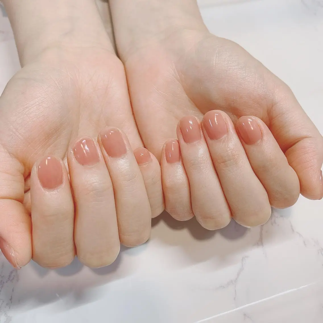 セミロング ネイル オフィスネイル ピンク nailist_ momijiのネイルデザイン