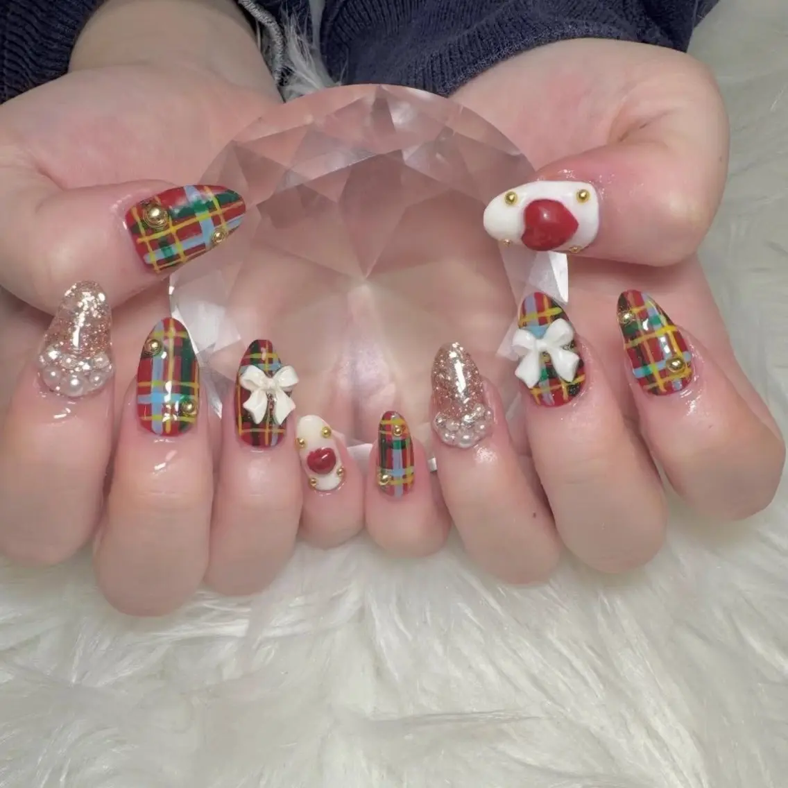 ネイル 赤色 ハンドネイル JillNails Niinaのネイルデザイン