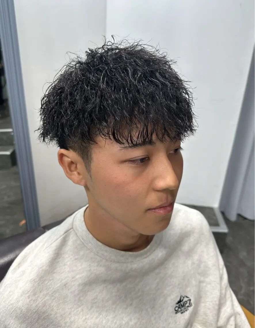 パーマ メンズ カット パーマ 梅田/パーマリピート 率90%超/秋本大智のヘアスタイル