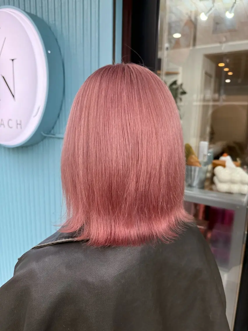 カラー ヘアカラー トリートメント 《髪質改善 UN BLEACH》のヘアスタイル