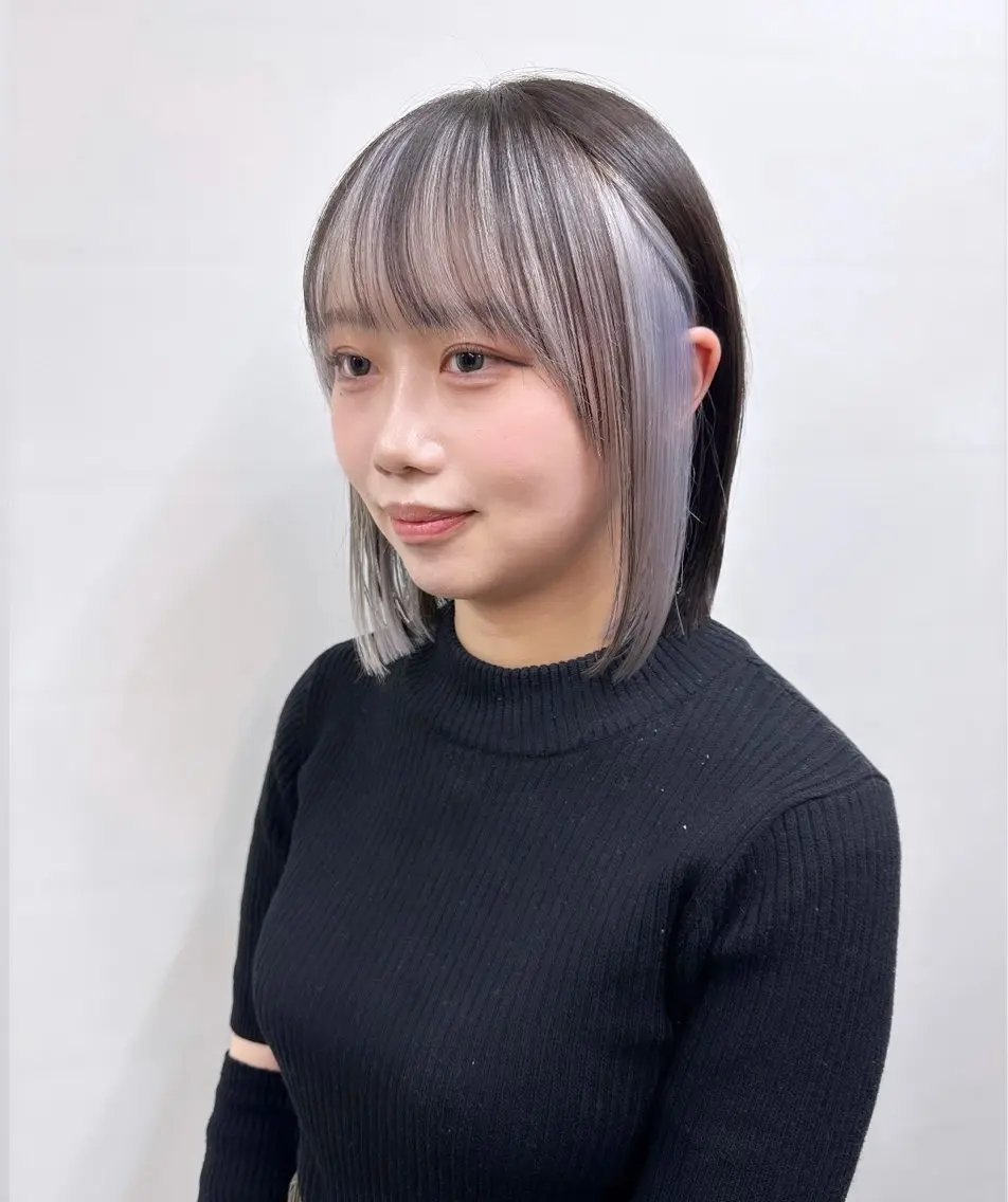 ミディアム ミストバング ヘアカラー 近藤 楓花のヘアスタイル