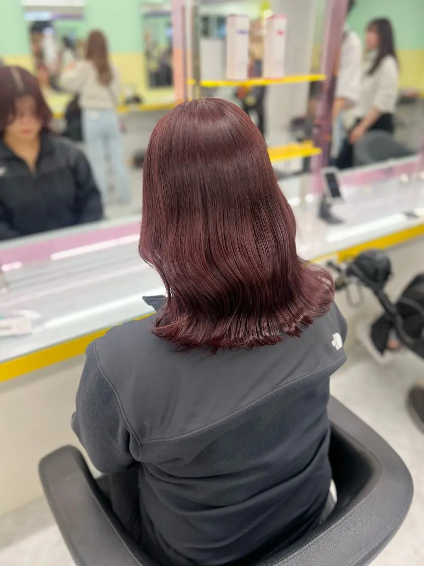 セミロング カラー ラベンダーカラー ピンクカラー ピンクラベンダー 韓流トレンドヘア 🎀RINAKO🎀のヘアスタイル