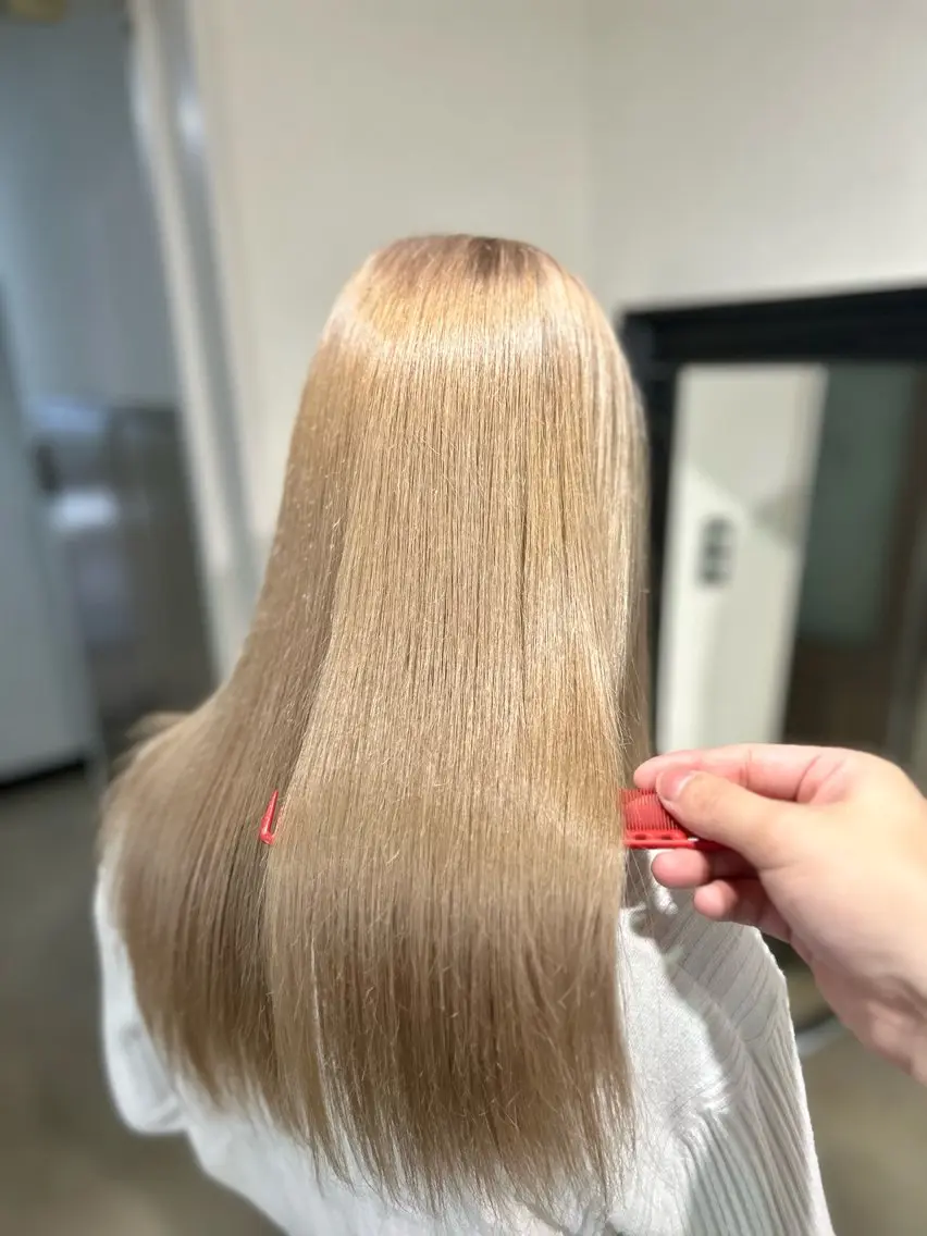 【🌟ダメージ軽減🌟】ケアブリーチ+カラー+1stepトリートメント🌈の写真