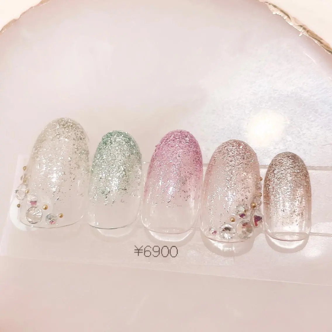 ネイル グラデーション ラメ(グリッター) ハンドネイル CHIARA nailsのネイルデザイン