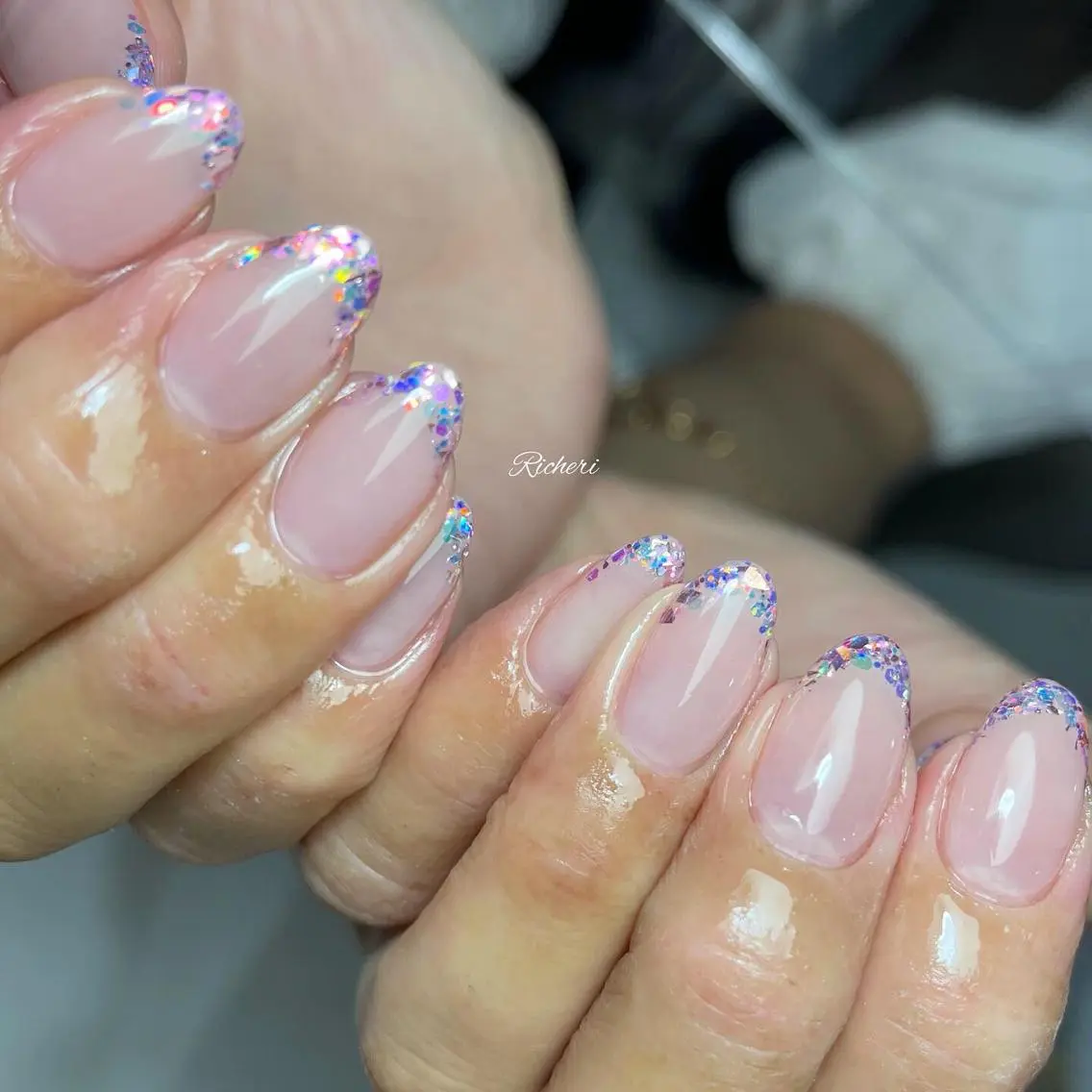 ミディアム ネイル 韓国風ヘア アートネイル フレンチネイル ジェルネイル キラキラネイル richeri beautyのその他イメージ