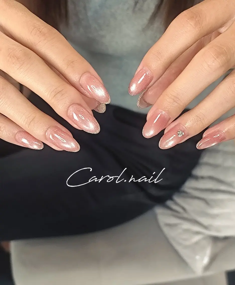 ネイル マグネットネイル マグネットワンカラー ワンカラーネイル ハンドネイル carol nailのネイルデザイン