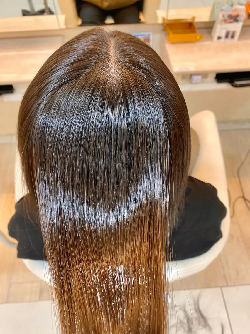 カット+髪質改善美髪矯正+オーダートリートメントの写真