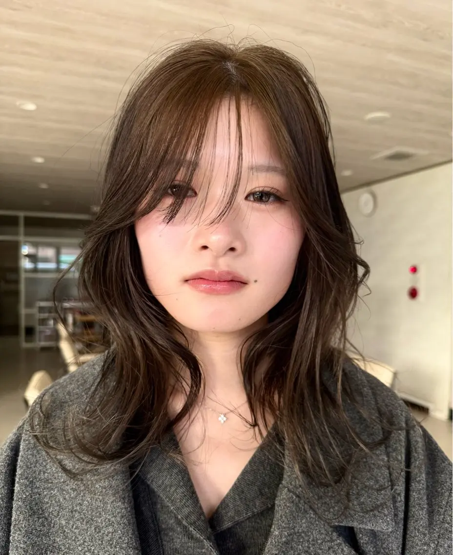 ミディアム カット 縮毛矯正 トリートメント アンニュイlayer ／yuzu🪞🩶のヘアスタイル