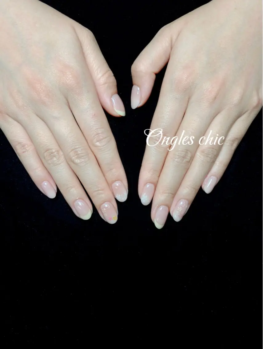 ネイル ハンドネイル ongles chicのネイルデザイン