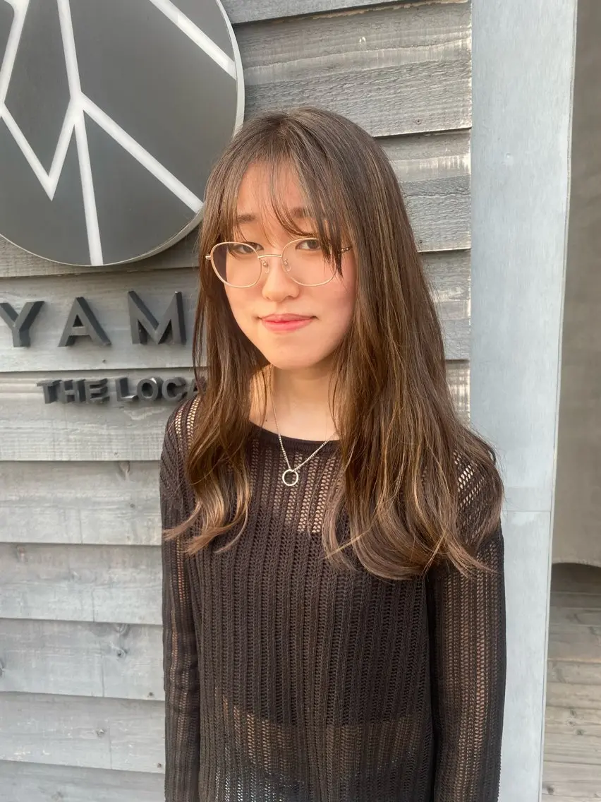 ロング カット ヘアカラー 山本 芳喜のヘアスタイル