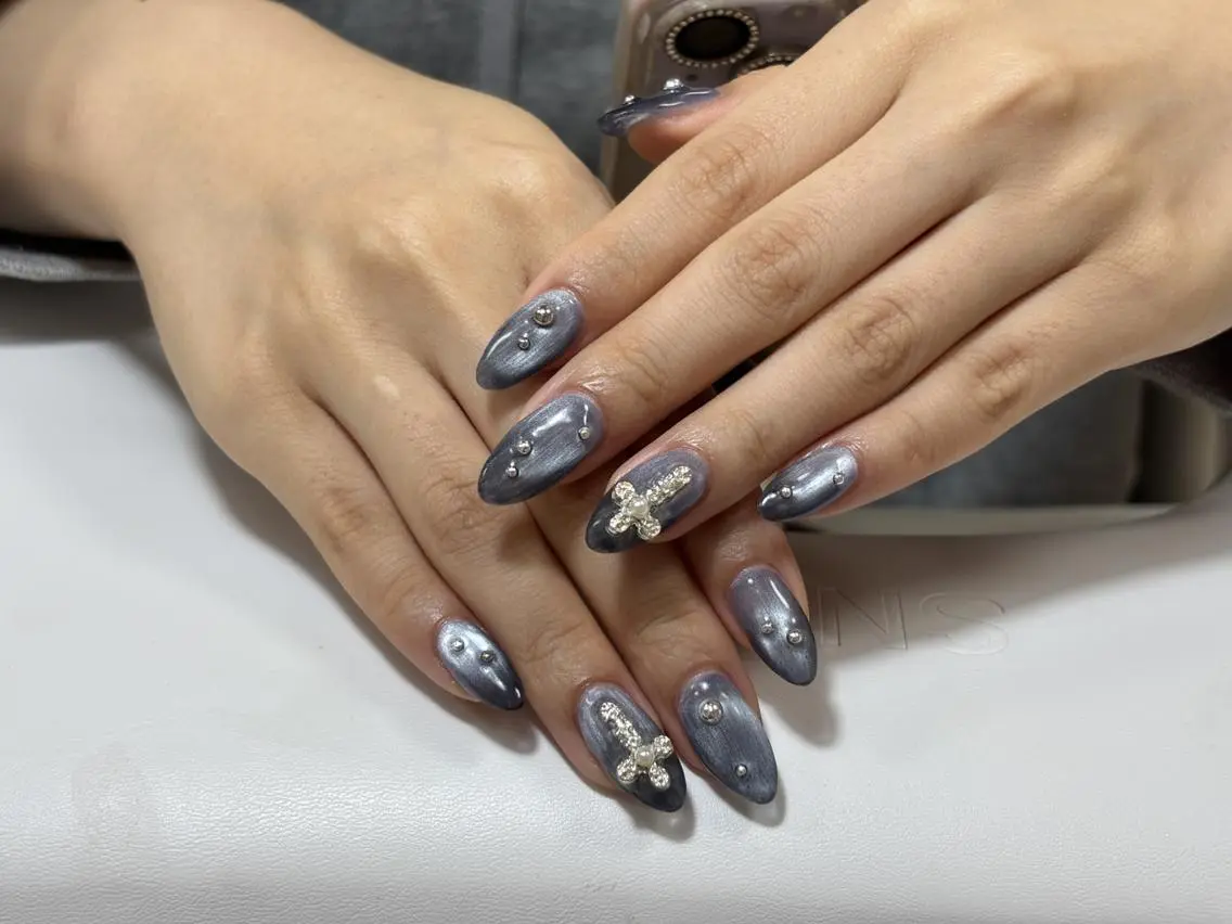 ネイル 長さ出し フレンチネイル ジェルネイル ガラスフレンチ 韓国ネイル Hana Bloom Nail💛Rinaのネイルデザイン