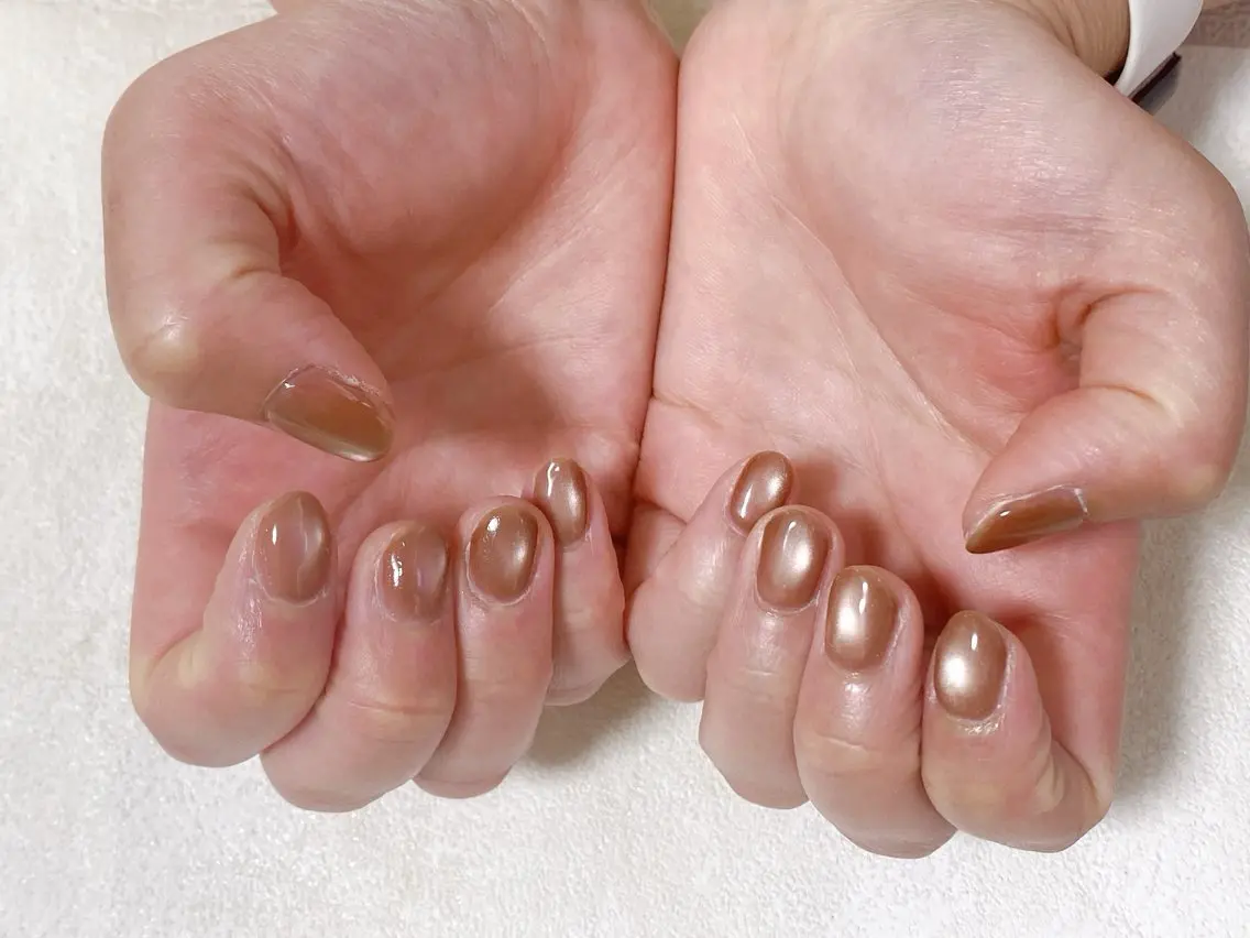 ネイル オーロラネイル フットネイル フレンチネイル ジェルネイル マグネットネイル ハンドネイル mogunail &blowのネイルデザイン