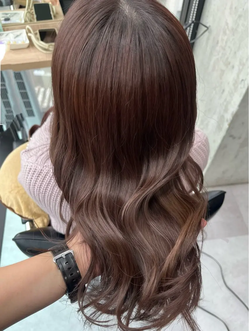 ロング カラー カット ヘアカラー トリートメント ブリーチなし 暖色カラー/井上あいのヘアスタイル