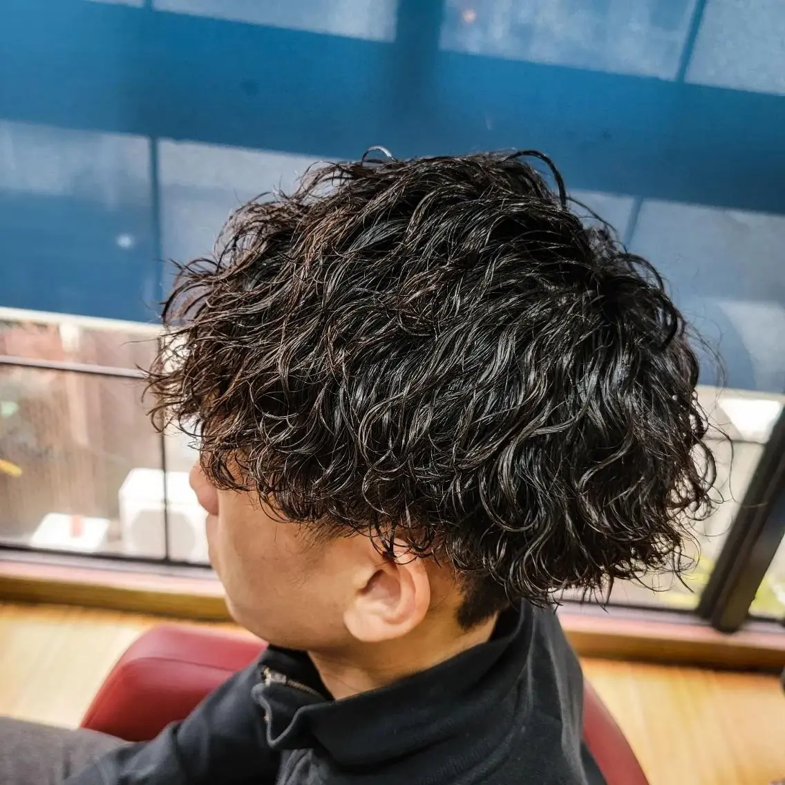 メンズ メンズパーマ メンズツイストパーマ 波巻きパーマ ツイストパーマ 特殊パーマ 片山恭兵のヘアスタイル