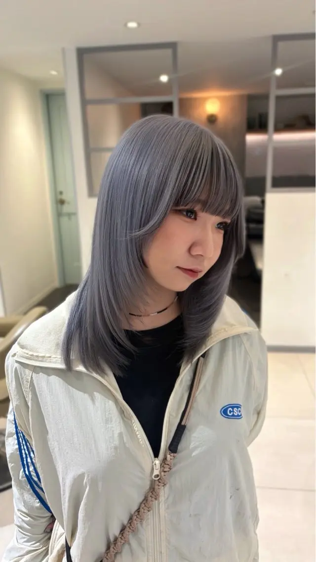 ミディアム ヘアカラー トリートメント 🎀LUNA🎀 レイヤーカット/艶髪のヘアスタイル