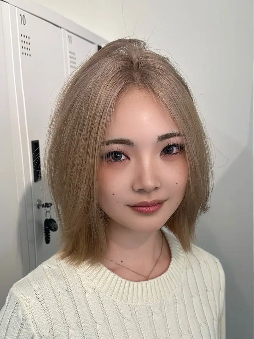 ショート レイヤーカット 瑠輝のヘアスタイル