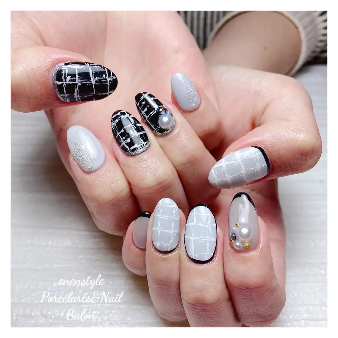 ミディアム ネイル 🐾enen style 🐾のネイルデザイン