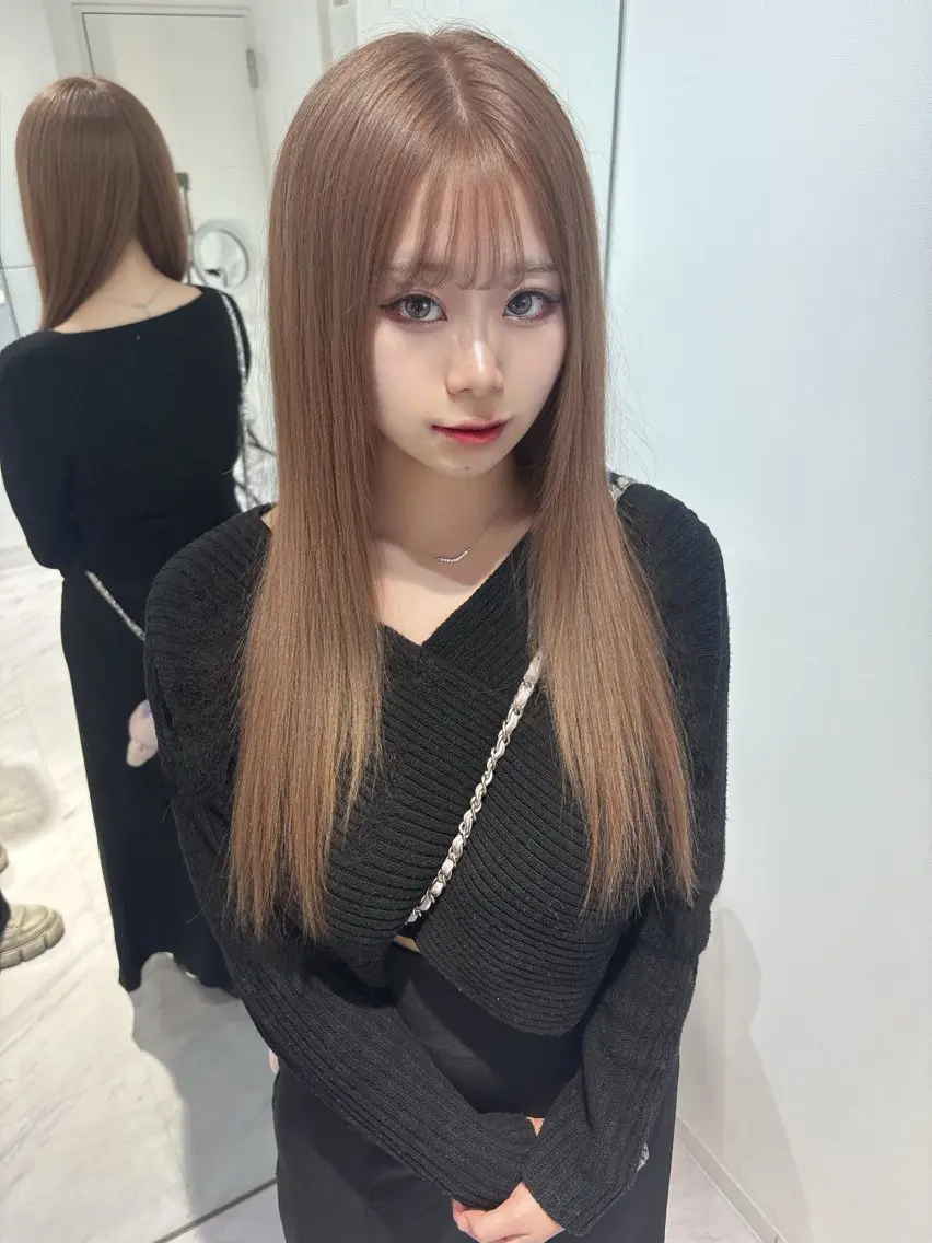 学割【U24】✨ワンブリーチ＋オンカラー【¥8,000】✨ブリーチで明るくして透明感カラーに仕上げます😊の写真