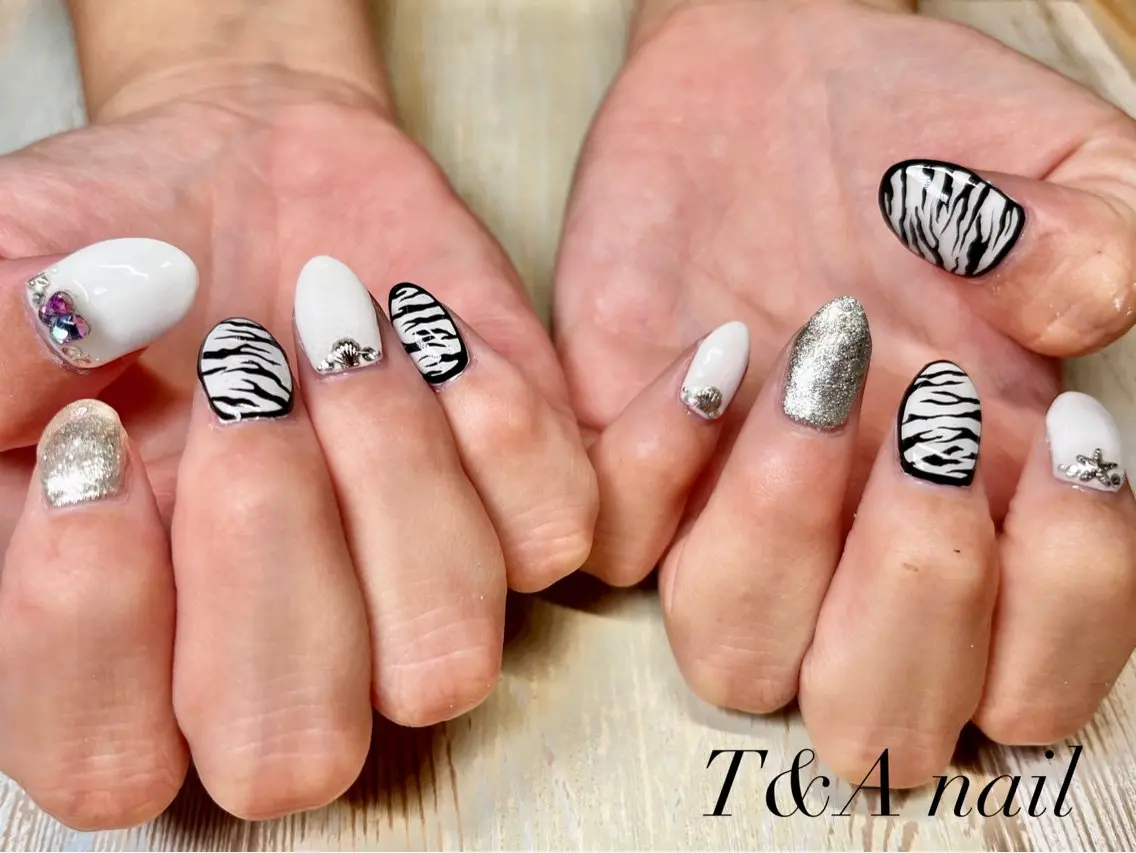 ネイル アニマル柄 長さ出し ジェルネイル スカルプネイル シンプルネイル T&A nailのネイルデザイン