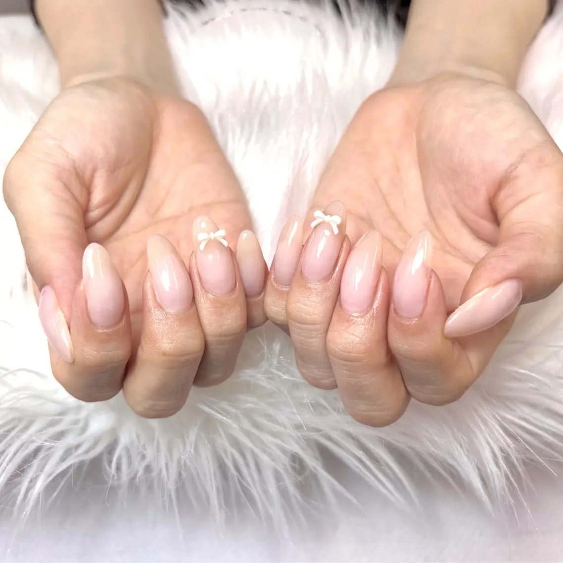 ネイル リボン ハンドネイル NAIL atre SAIKAのネイルデザイン