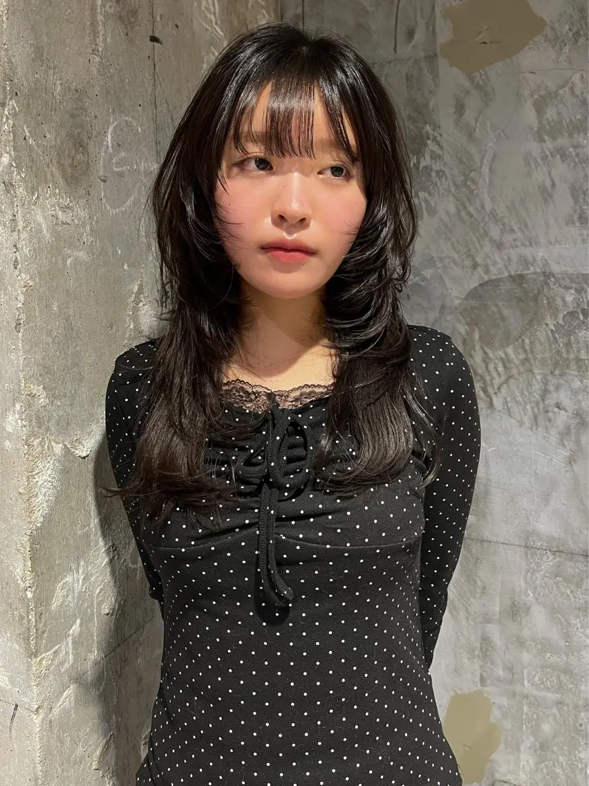 セミロング ハッシュカット レイヤーカット ウルフカット 阪倉 美玲のヘアスタイル