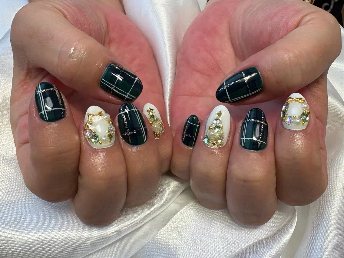 ネイル ストーンネイル ハンドネイル nail ayacaのネイルデザイン