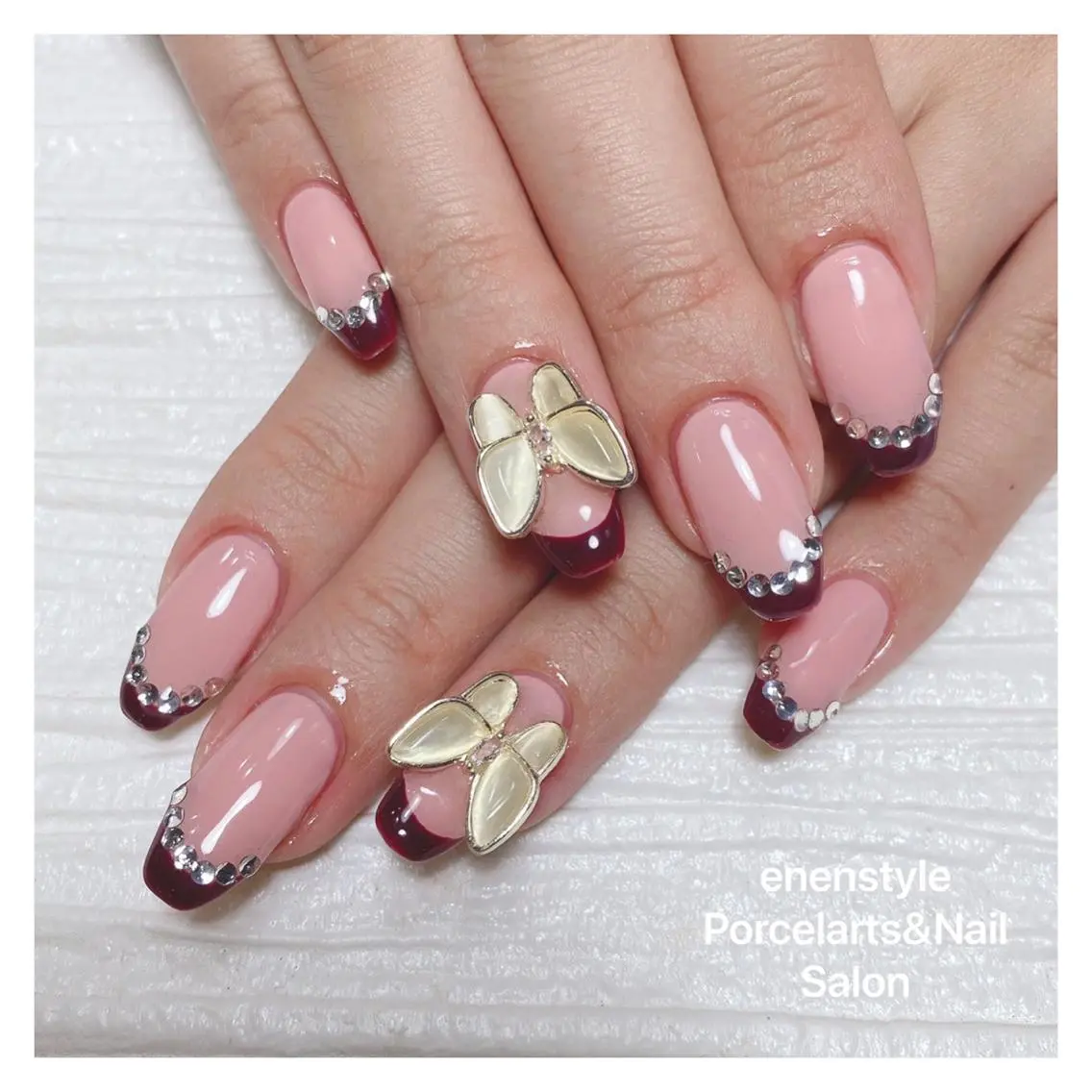 ミディアム ネイル 🐾enen style 🐾のネイルデザイン