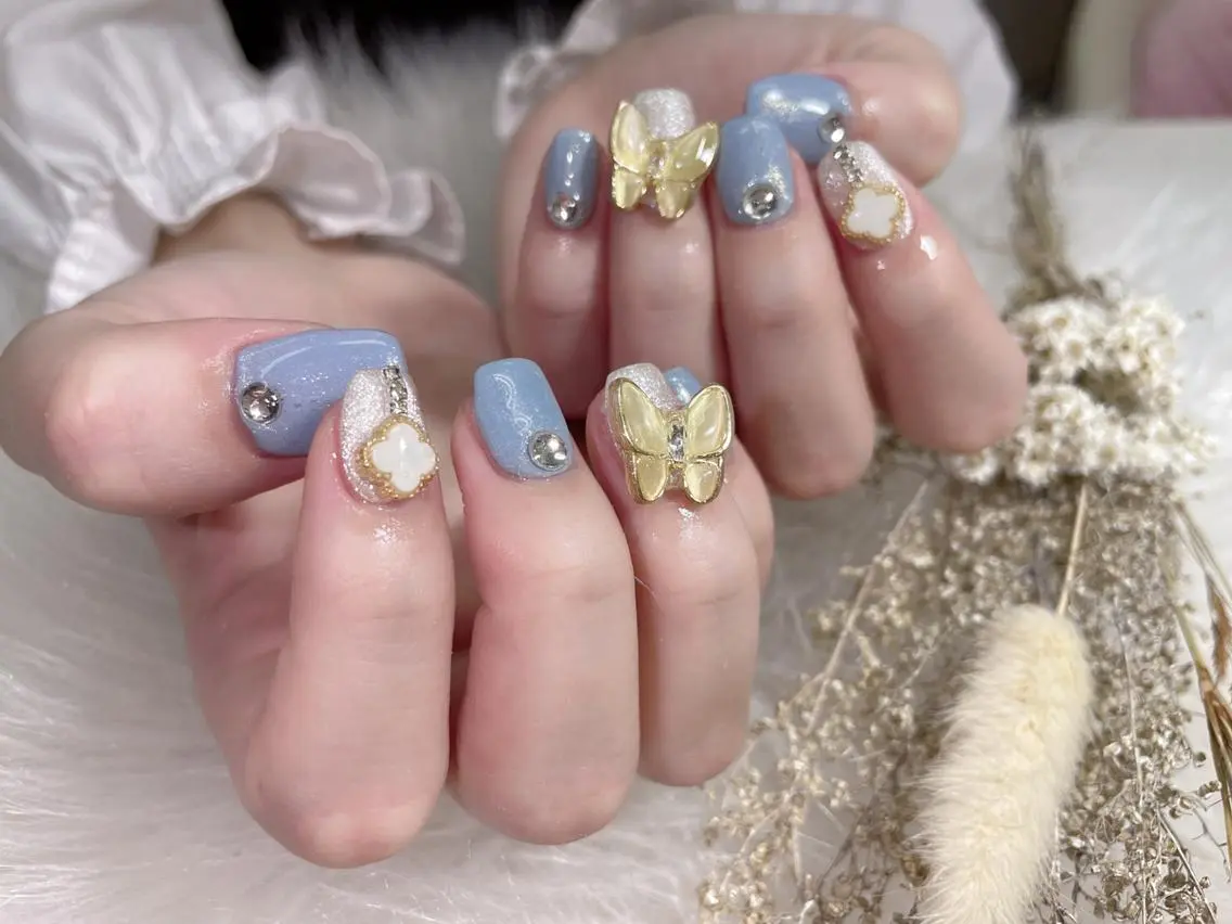 ネイル 🦋ネイルサロン ブラン🌈ゆりのネイルデザイン