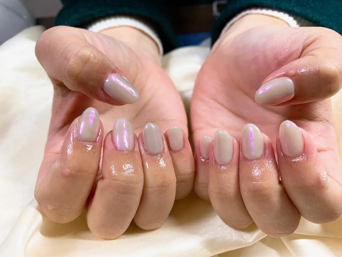 ネイル オーロラネイル フラワーネイル フットネイル フレンチネイル ジェルネイル ハンドネイル mogunail &blowのネイルデザイン