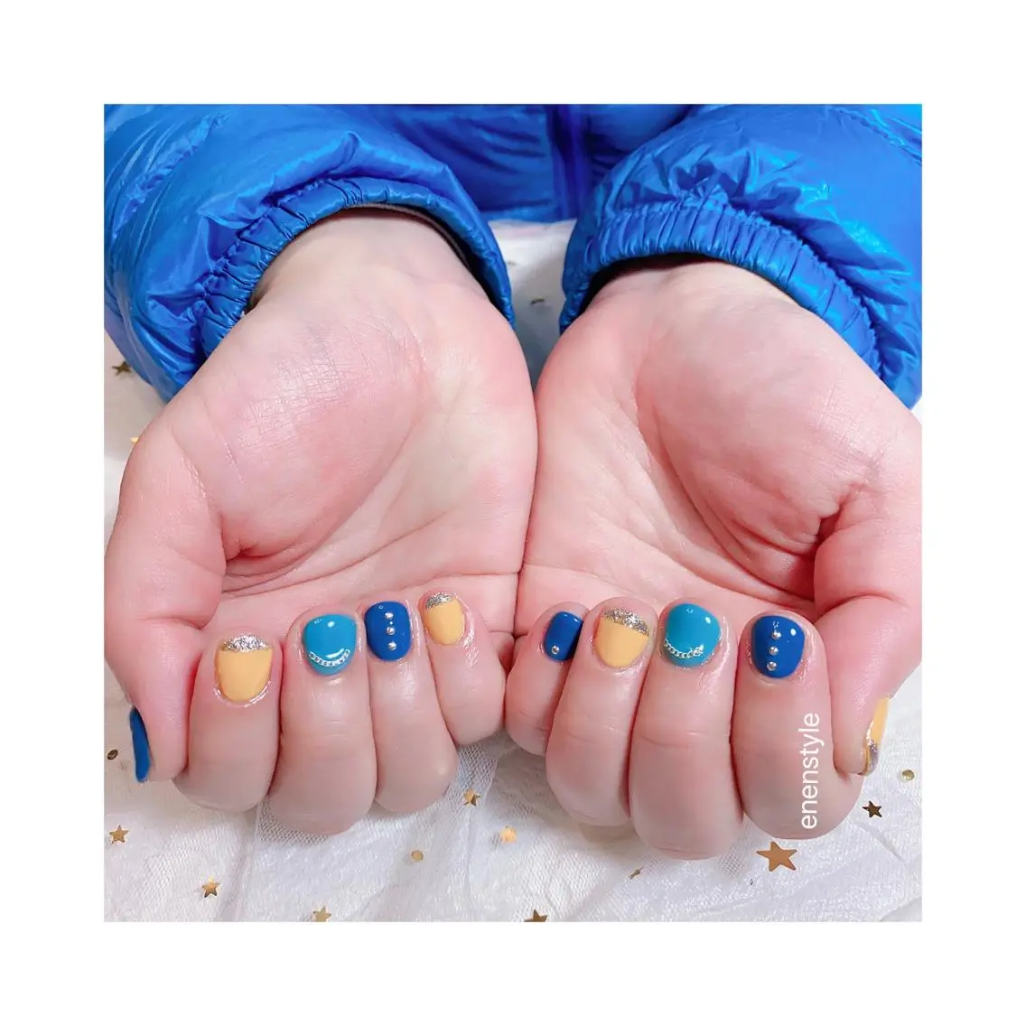 ショート ネイル ジェルネイル ニュアンスネイル オフィスネイル ワンカラーネイル パラジェル ハンドネイル 🐾enen style 🐾のネイルデザイン