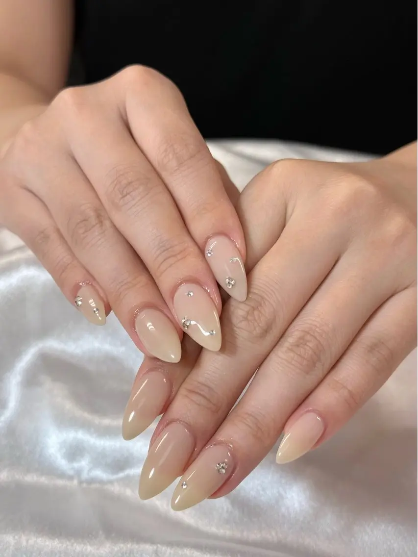 ネイル シンプルネイル ハンドネイル .i salon ayameのネイルデザイン