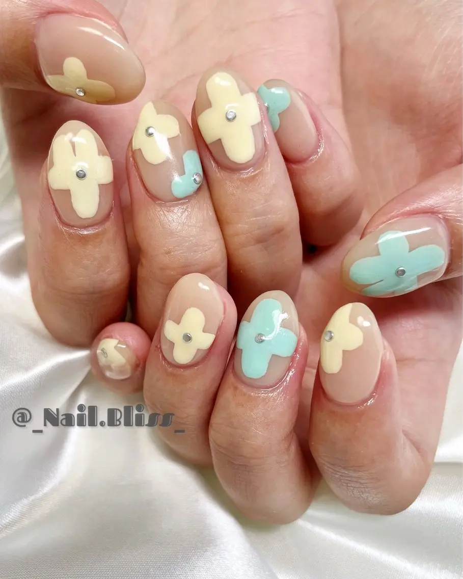 ネイル フラワーネイル 持ち込み ハンドネイル NAIL BLISSのネイルデザイン