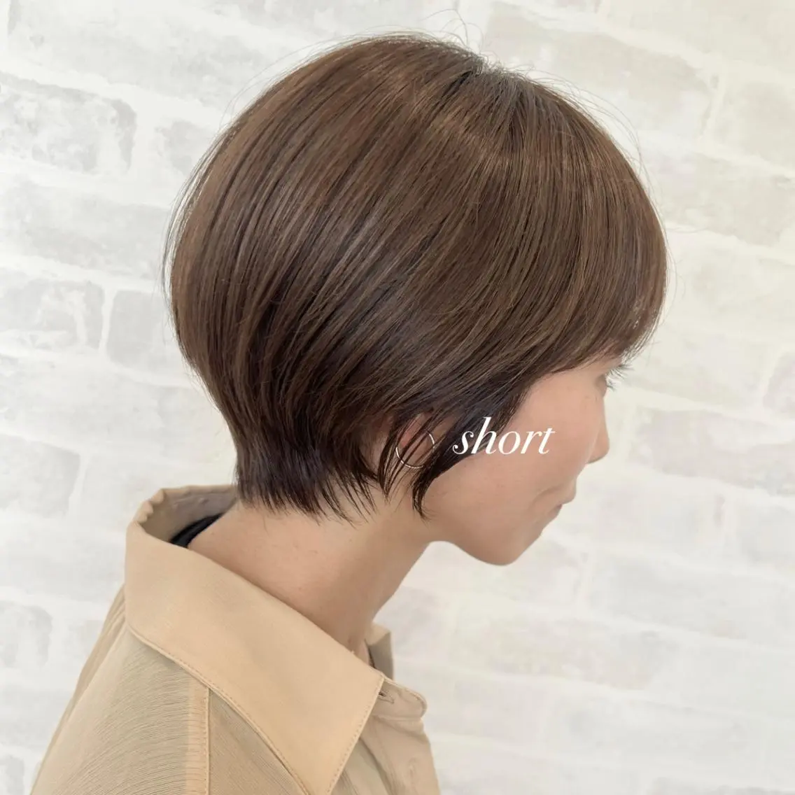 ショート カラー 顔周りカット/透明感 カラー🤍大塚蛍のヘアスタイル