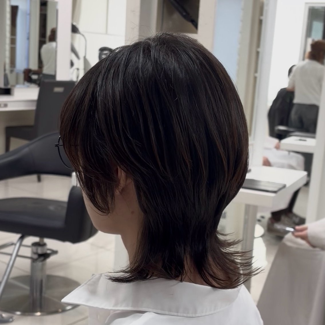 ミディアム カット 【くびれウルフ/ レイヤー】🖤ゆまののヘアスタイル