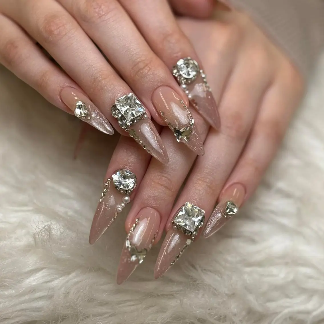 ネイル フレンチネイル ジェルネイル ガーリー 韓国ネイル ロングネイル ハンドネイル NieNail Nezukoのネイルデザイン