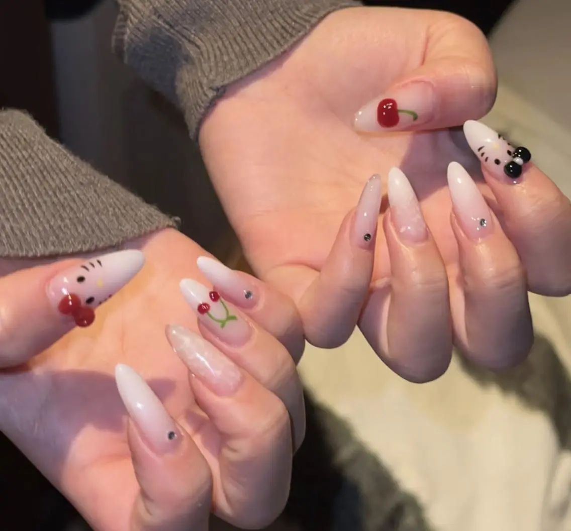 ネイル ハンドネイル 🎀 NaNa_nailのネイルデザイン