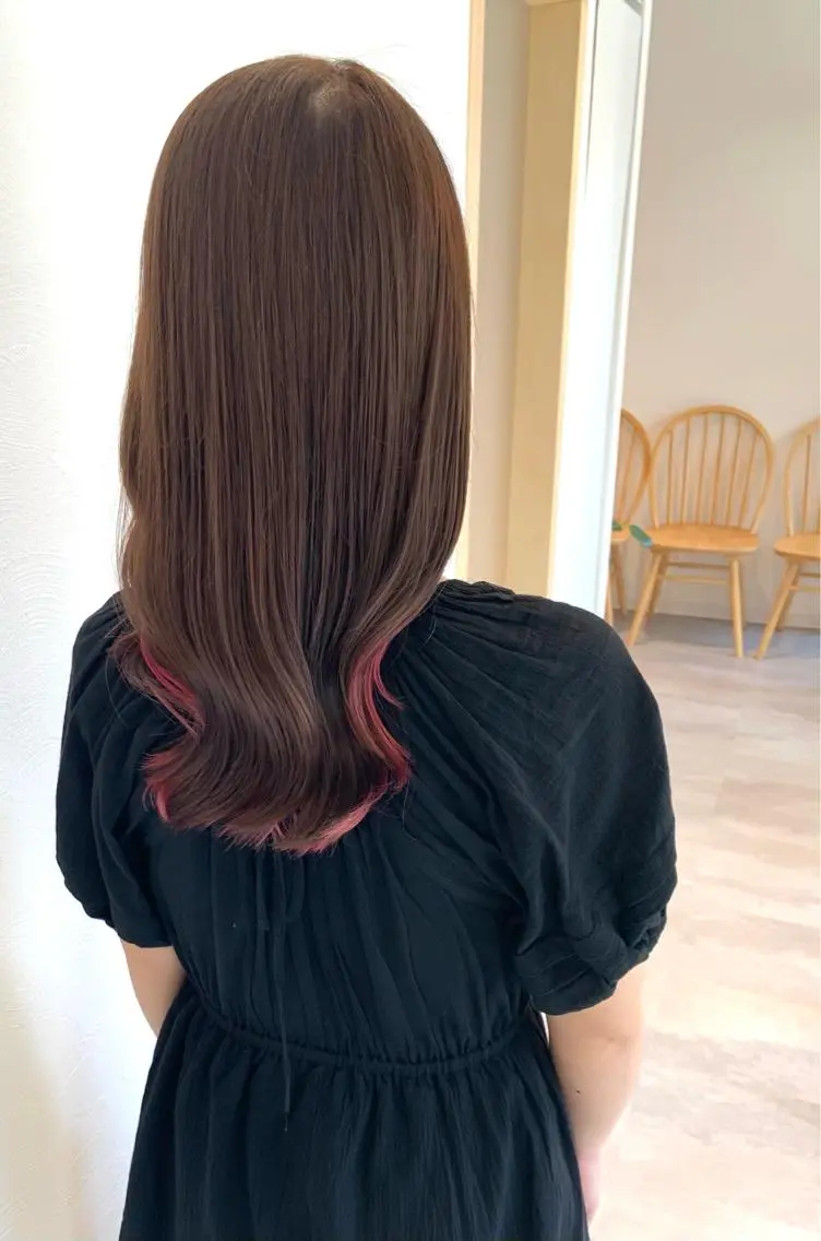 【フルカラー込み】インナーカラー&前髪カット&トリートメントの写真