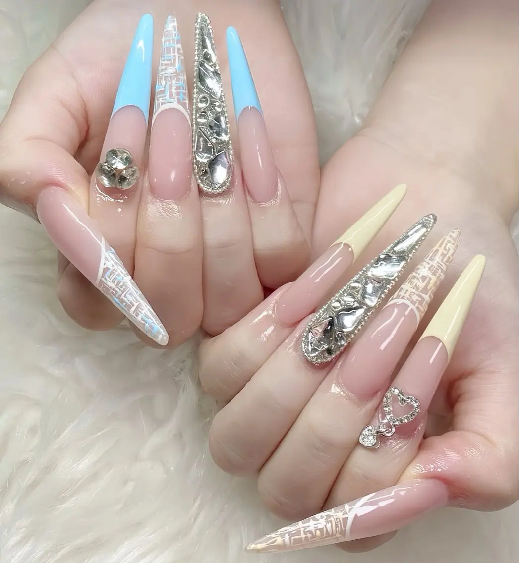 ネイル アートネイル フレンチネイル ジェルネイル 韓国ネイル ミラーネイル ハンドネイル Rin Nail 新大久保店のネイルデザイン