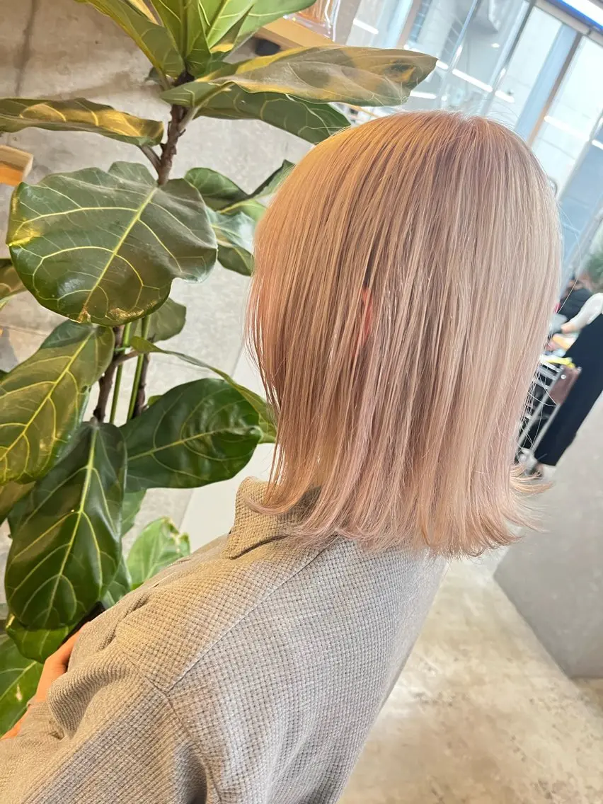 ショート カラー ヘアカラー ハイトーンカラ ー/小川のヘアスタイル