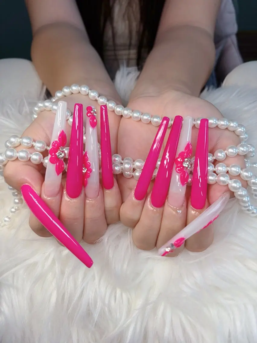 ネイル アートネイル オーロラネイル チークネイル 長さ出し フットネイル Chan nailsのネイルデザイン