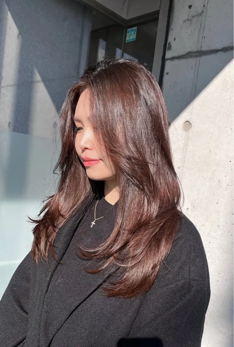 ロング カット ヘアカラー トリートメント 🫧伊東　美優🫧 レイヤーカット⭐︎のヘアスタイル