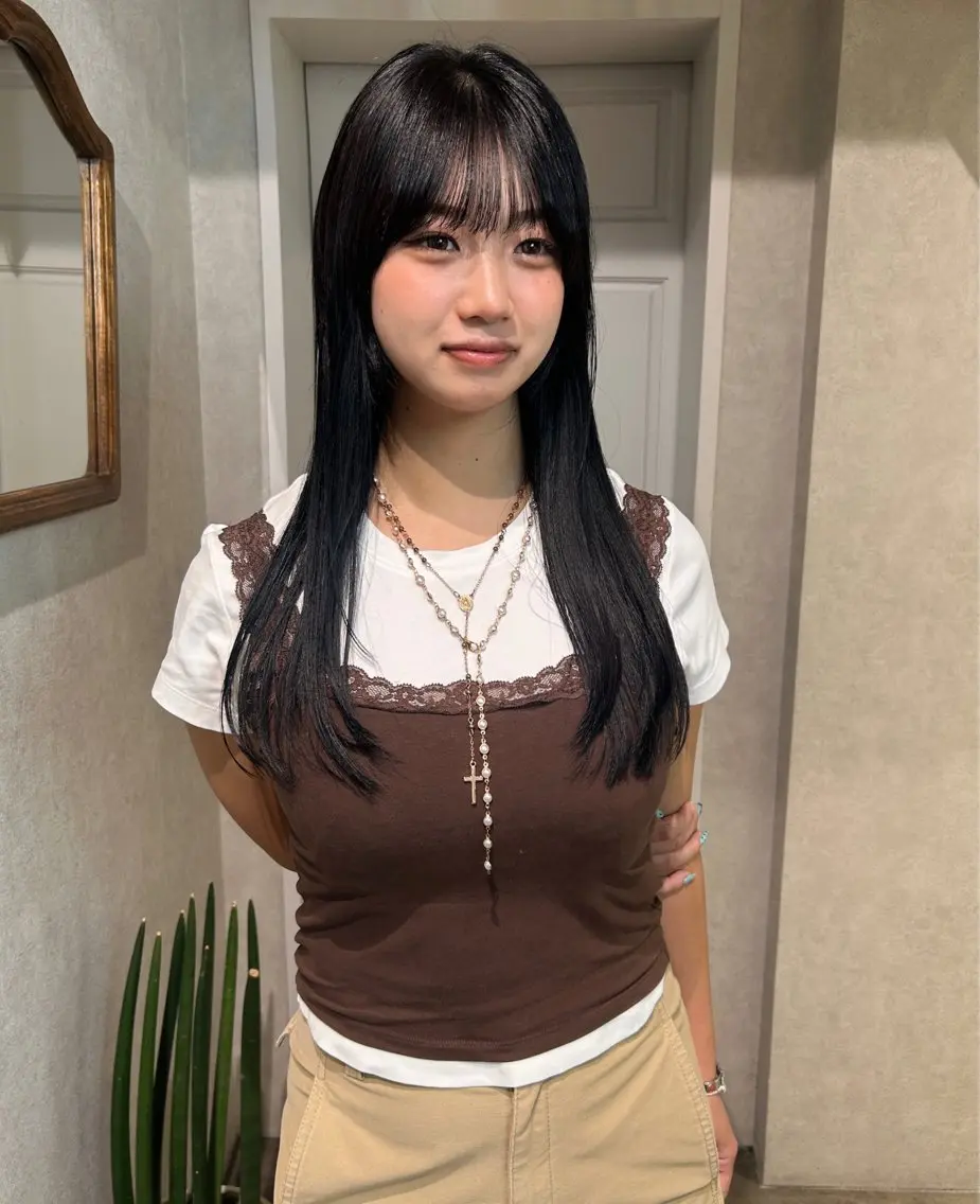 ロング カラー ヘアカラー sae 👒 cresのヘアスタイル