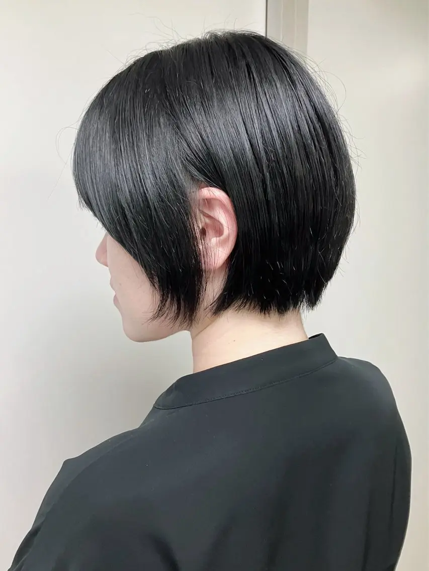 ショート ショートボブ ボブ レイヤーカット 似合わせカット ショートヘア fumika推しカラ ー/デザインカラーのヘアスタイル