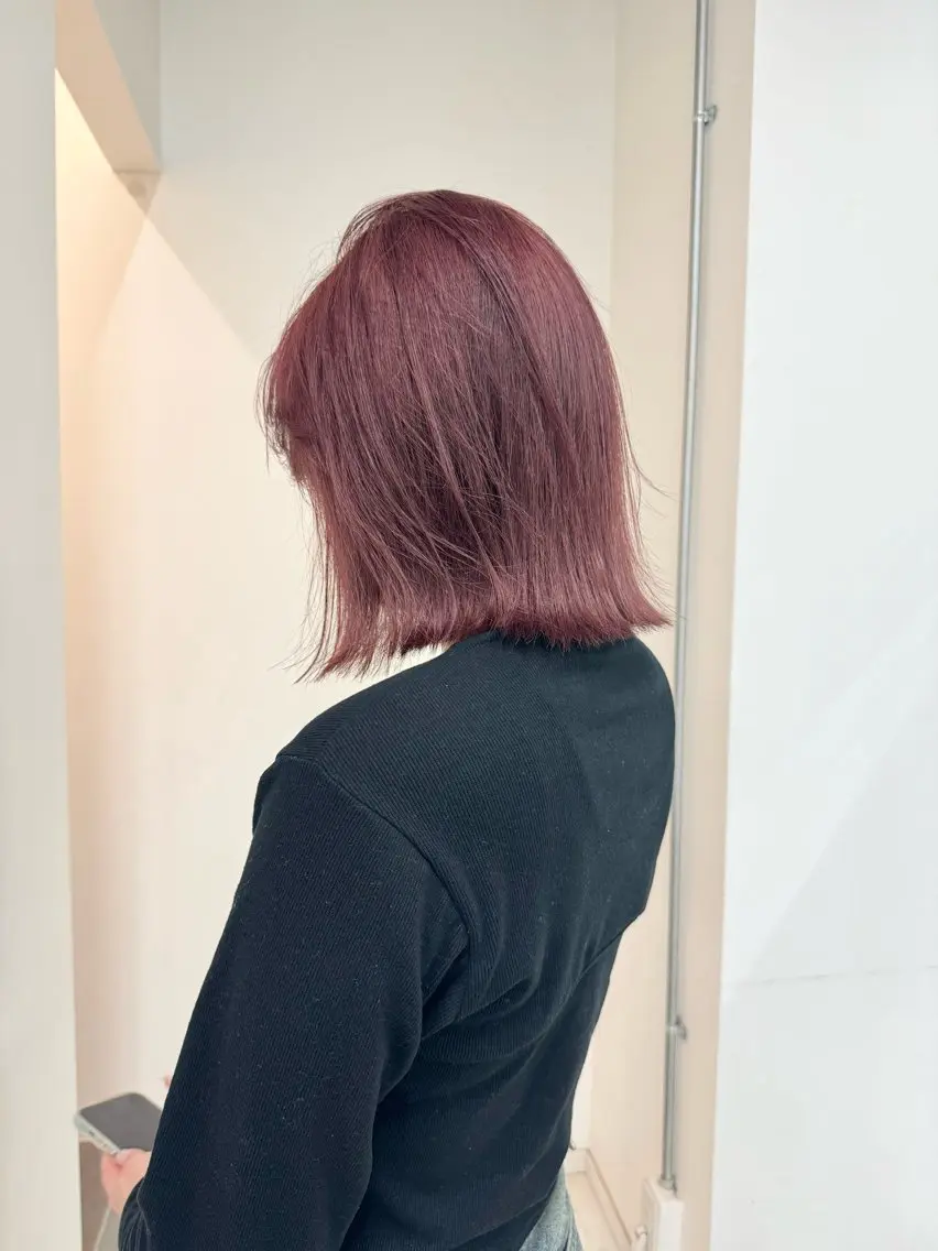 セミロング カラー 🫧ハイトーン✨格安 より質💐マンツーマのヘアスタイル