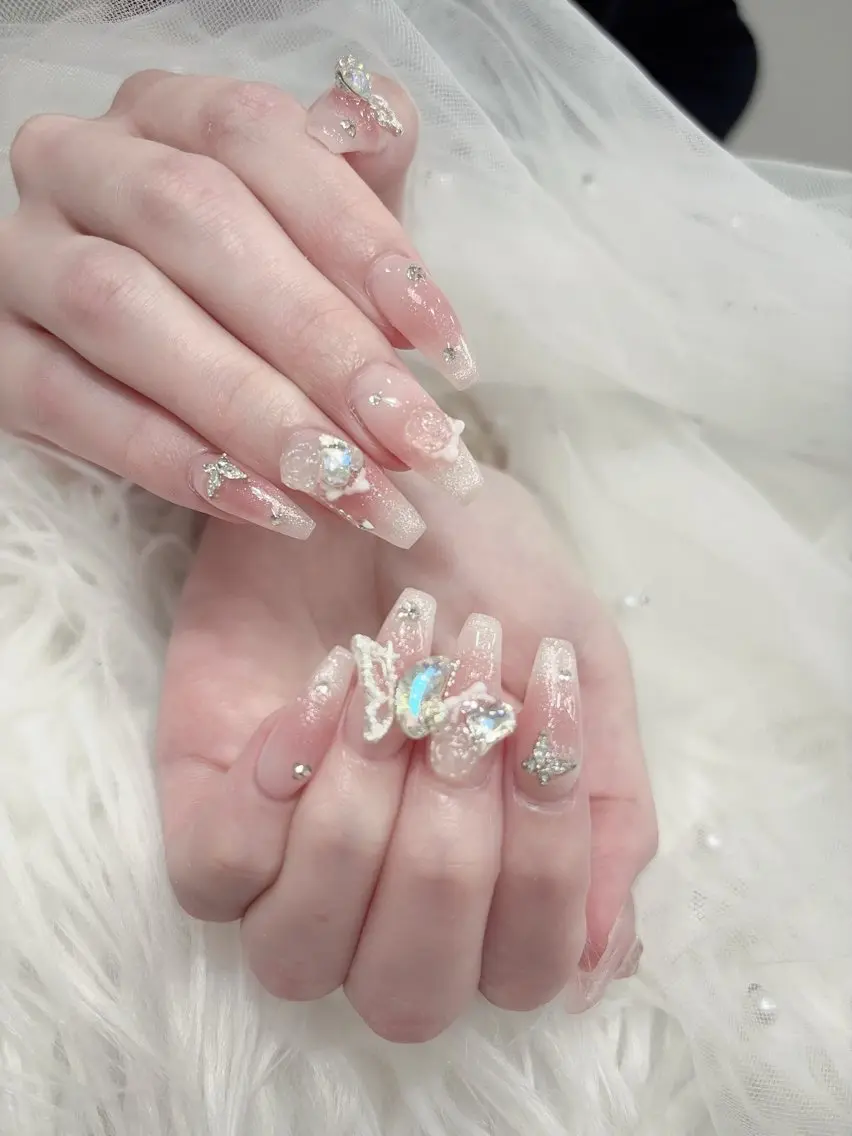 ネイル 成人式 ロングネイル マグネットネイル 大理石ネイル(マーブル) リボン ハンドネイル MoMoA Nail ネイル長さ出し専門店のネイルデザイン