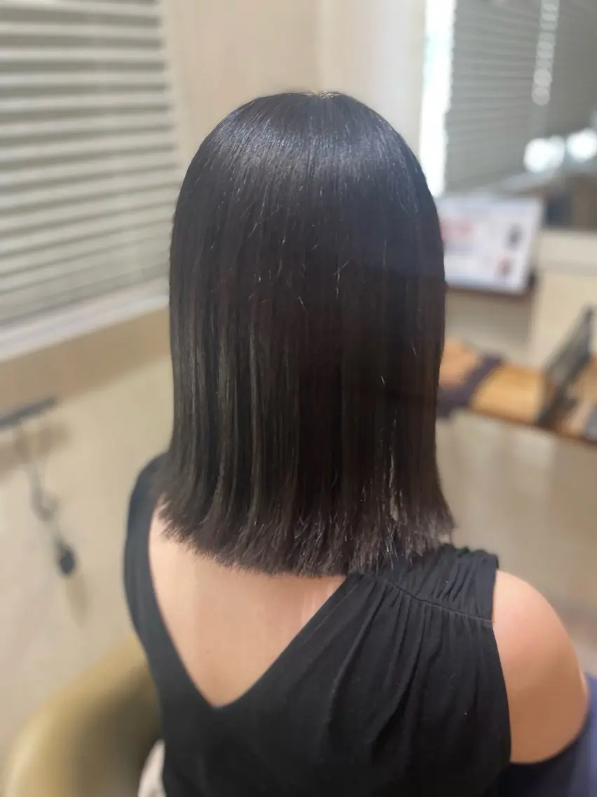 ミディアム 縮毛矯正 茅野 あゆ美のヘアスタイル