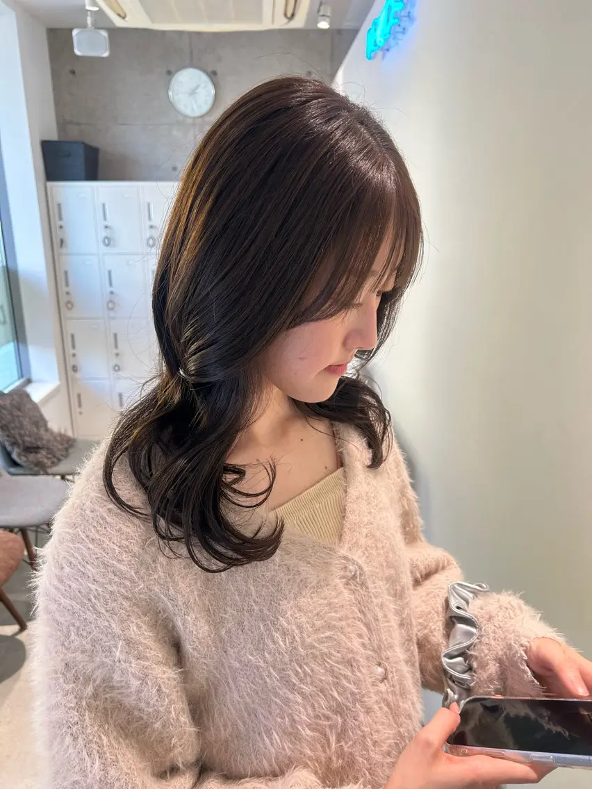セミロング カット トリートメント 🧸くびれ 🧸山形紗奈のヘアスタイル