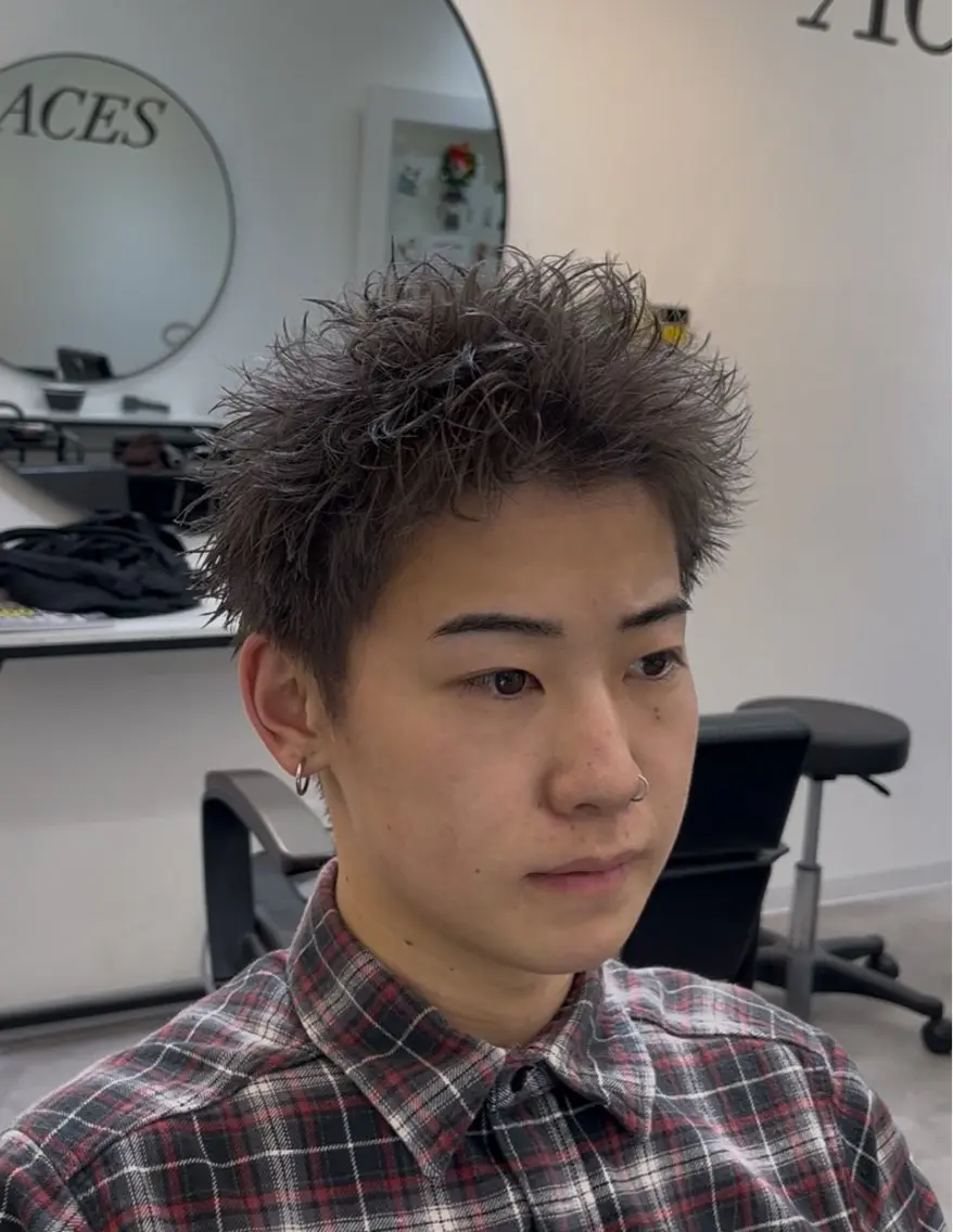 ショート メンズ メンズブリーチ メンズパーマ スパイキーショート ショートヘア カット ヘアセット メンズカット職人/ モテ髪/たくみのヘアスタイル