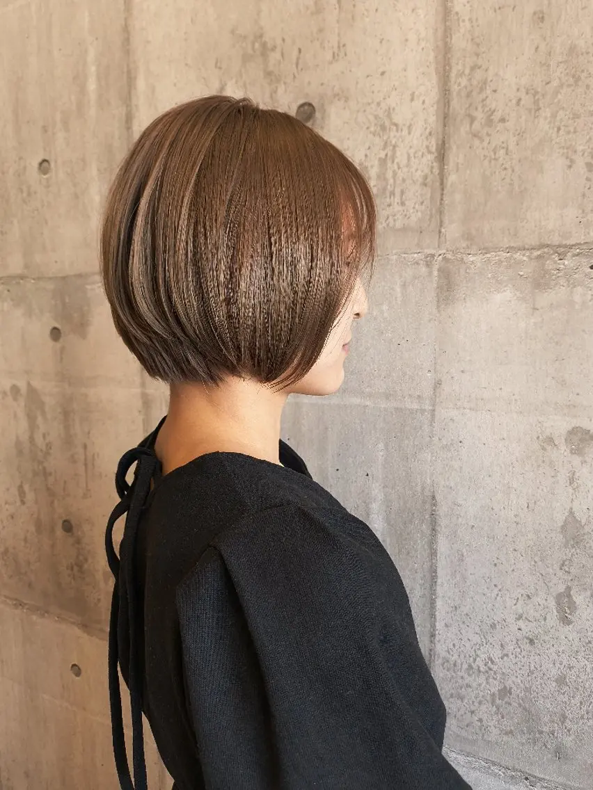 カラー ベージュカラー 透明感カラー ミルクティーベージュ 吉岡 天星のヘアスタイル