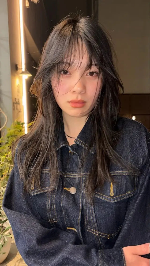 ミディアム くろかわ まいのヘアスタイル